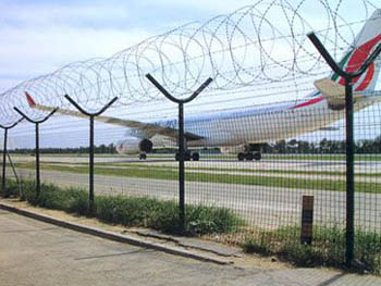 機(jī)場(chǎng)護(hù)欄網(wǎng)